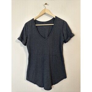 Lululemon Love Tee V-Neck Pima Cotton Short Sleeve Gray Size 8 (w/ Small Stain)